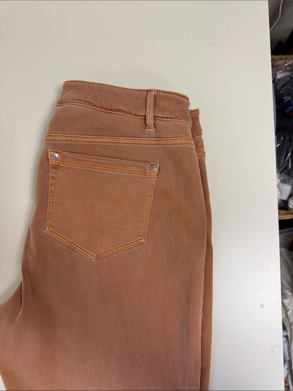 J. Jill Cropped Jeans in Rust
W-161/2 
R-10
L-25 - Picture 3 of 5